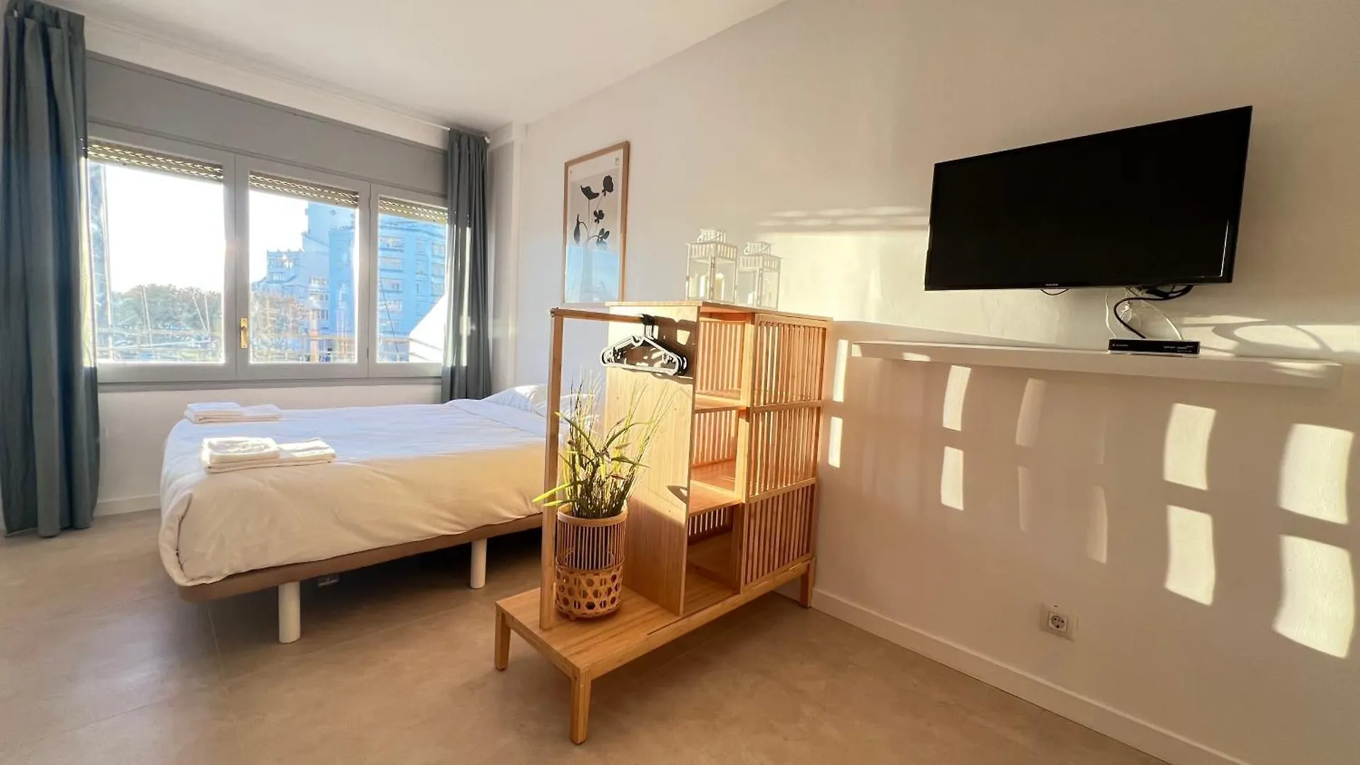 Estudio Frente Al Canal Con Terraza Empuriabrava Appartamento
