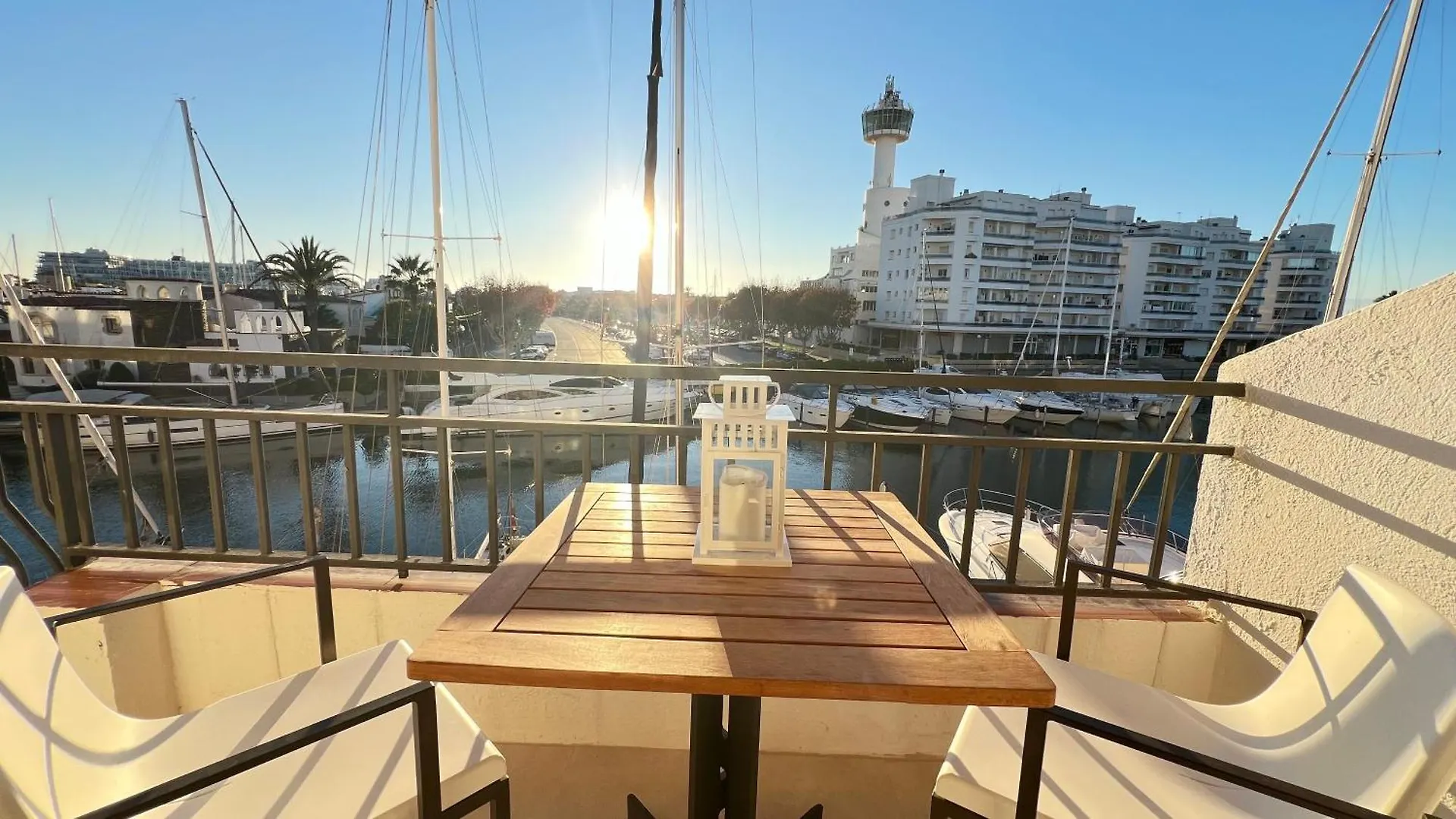 Estudio Frente Al Canal Con Terraza Empuriabrava 0*,