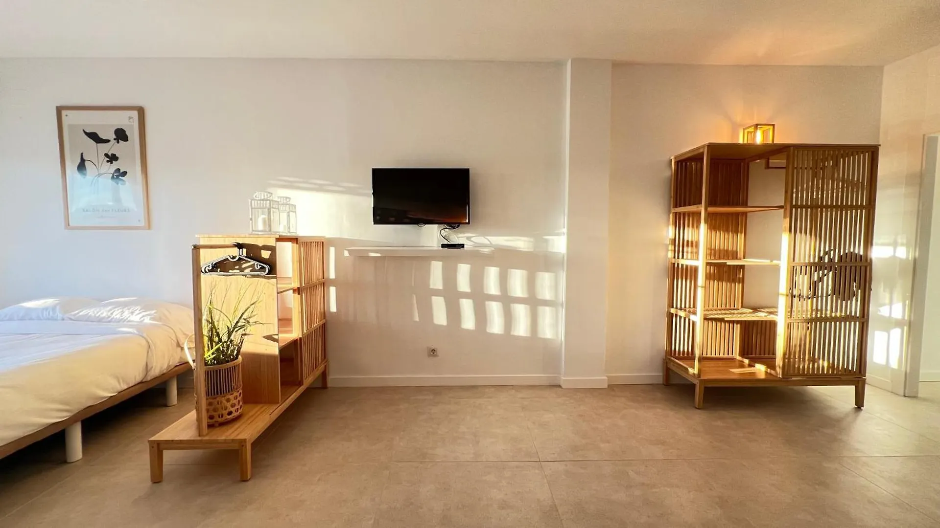 Estudio Frente Al Canal Con Terraza Empuriabrava Spain